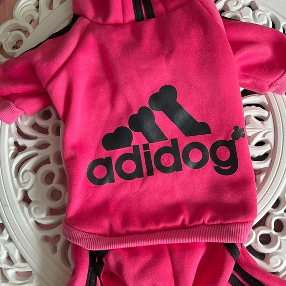 2 Adidog Jumper 💗 1 pink💛1 yellow 2for 25$ - Picture 3 of 7